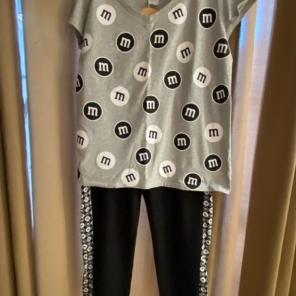 Gray and Black M&M Print Top and Leggings Set